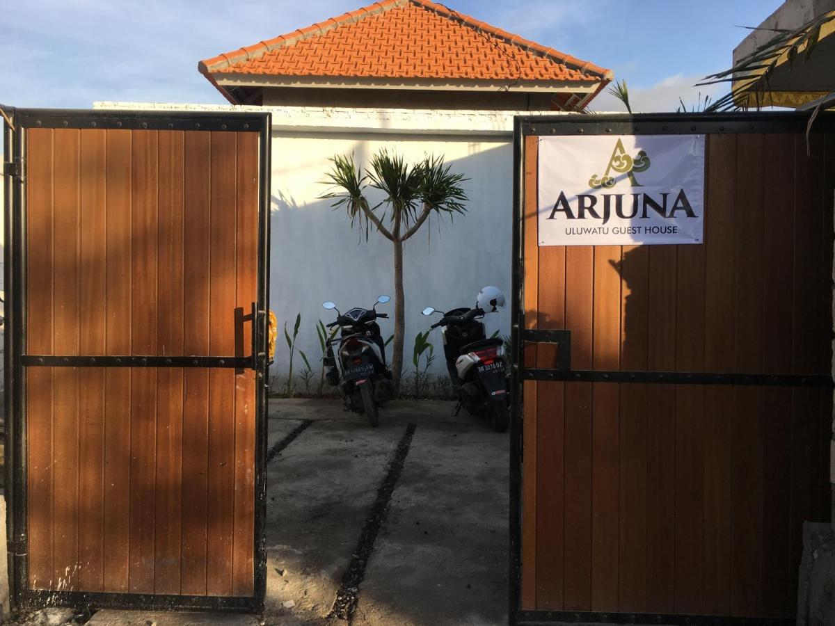 Arjuna Uluwatu Guest House Exterior photo